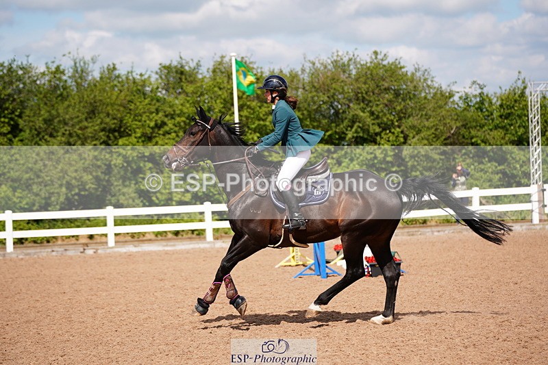 240525A-095104-05206 - Cls 13 Snr 1.05m and 1.10m