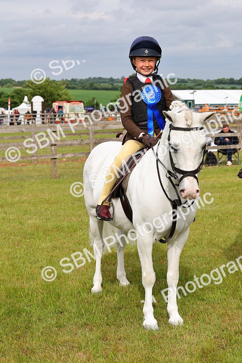 SBM_09654 - Class 44-45 - LIHS BSPS Open Nursery and Cradle Stakes