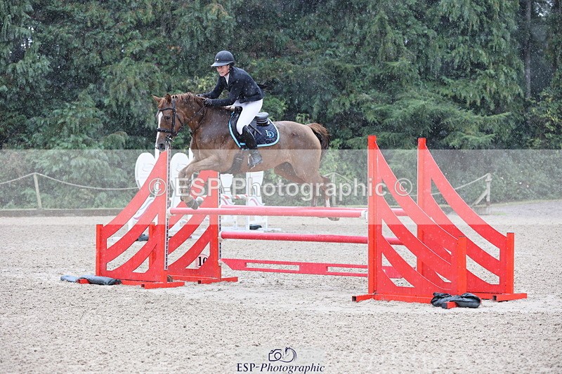 250831A-122135-10175 - Cls 42 Snr 1m Grand Prix