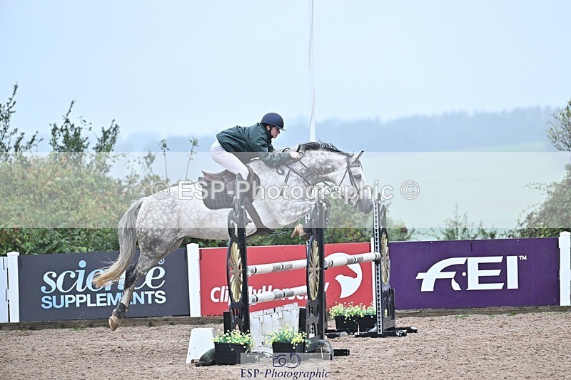 250914-123856-08852 - Cls 36 1.05m Amateur Quali