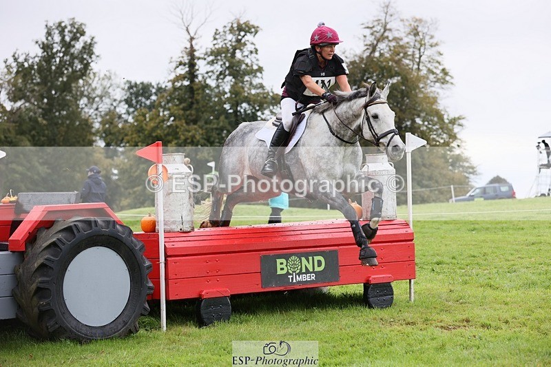 231021-125423-16746 - 411-MIDNIGHT.MOON.DANCER-Jacqueline.Cole-SC+XC