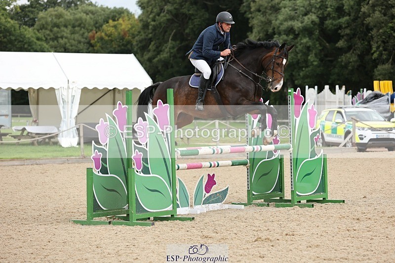 240817-112507-00950 - 03A Snr Disc