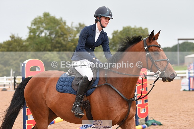 230902A-113144-00609 - Cls 8 1.05m Amateur Quali