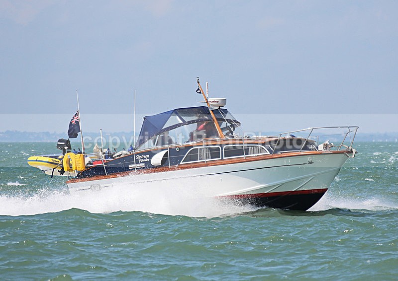 130527 SLIPSTREAM OF BEAULIEU WT7A6665 - Motorboats - Hardtop