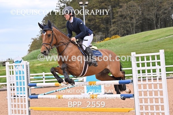 BPP_2559 - CLASS 7 - FRI - Senior Foxhunter/1.20m Open
