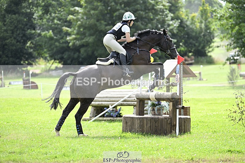 240804-103534-10583 - 403-Alana_Harries-THE_KNIGHT