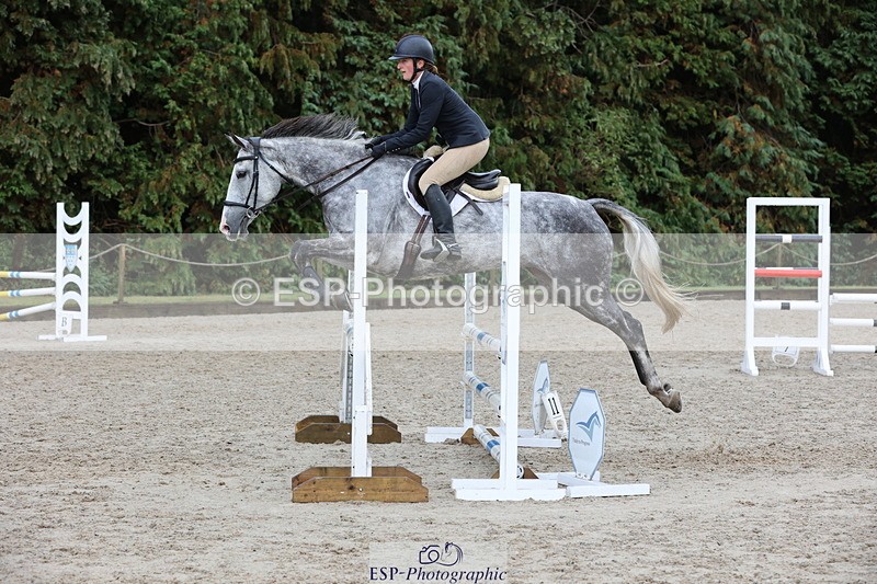 250829A-115624-01516 - Cls 7 British Novice and 90cm