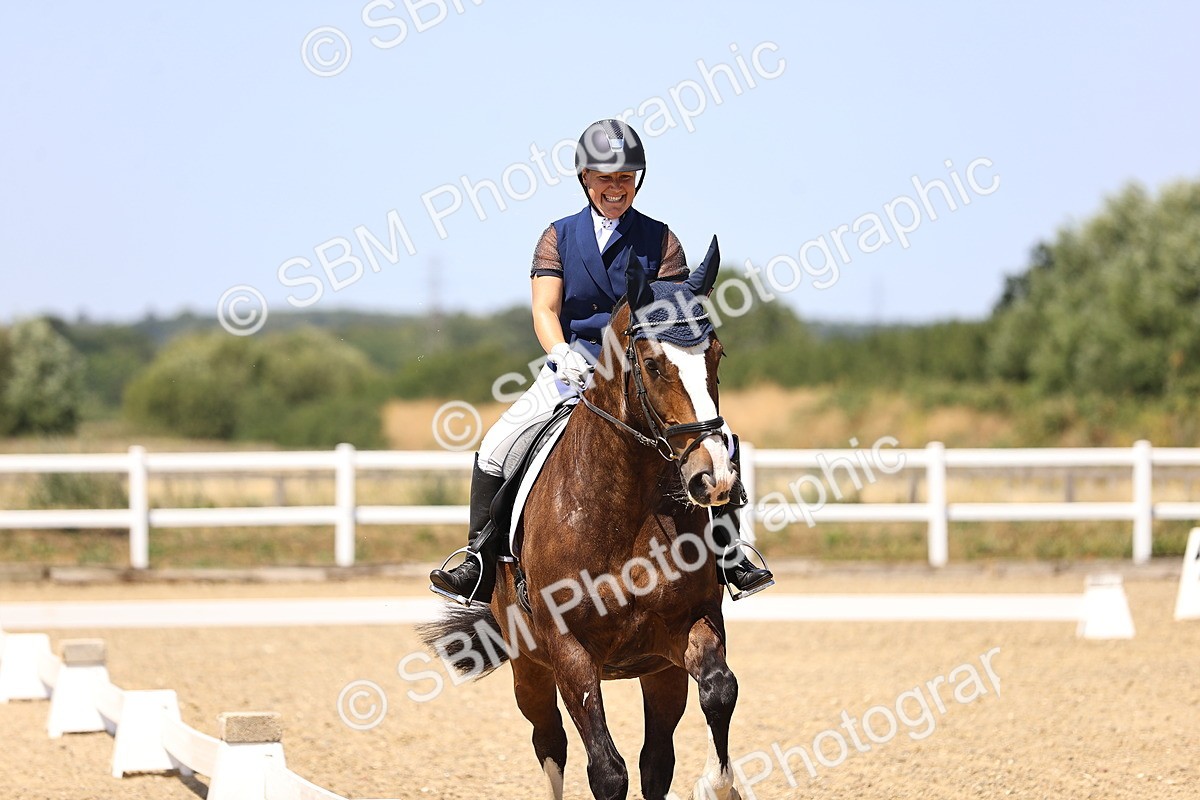 SBM_010671 - Novice 5 - 11.20-12.23