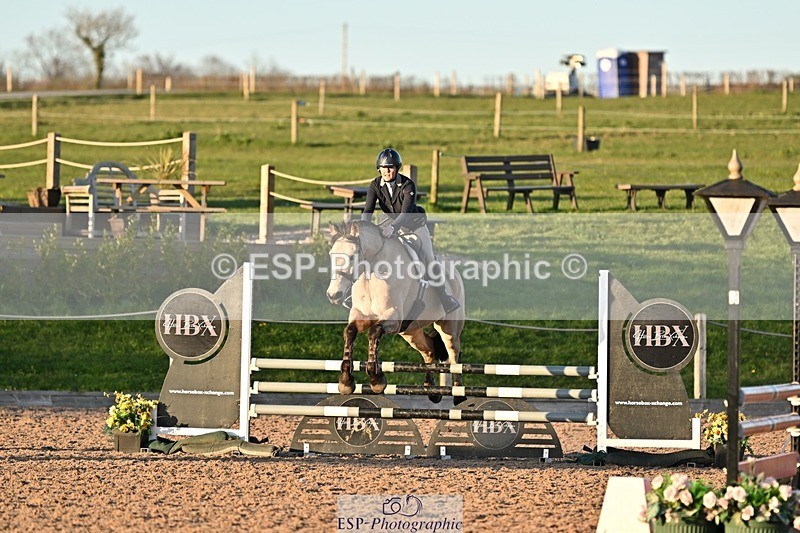 250401-185909-00859 - 90cm Classes