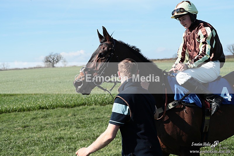 PtP 210326 165 - VWH Cirencester Races 21/03/26