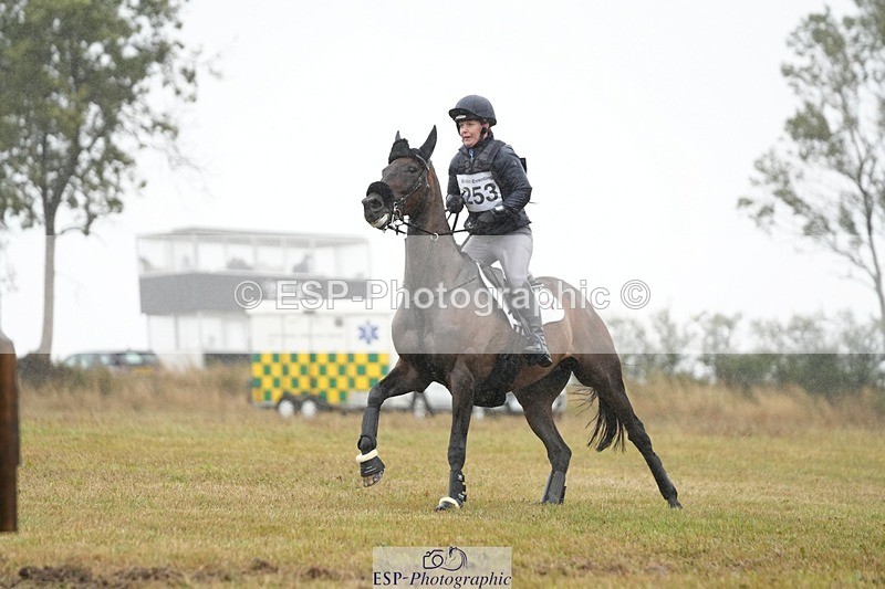 250830-141359-04058 - F-253-Suzy.Stoneman