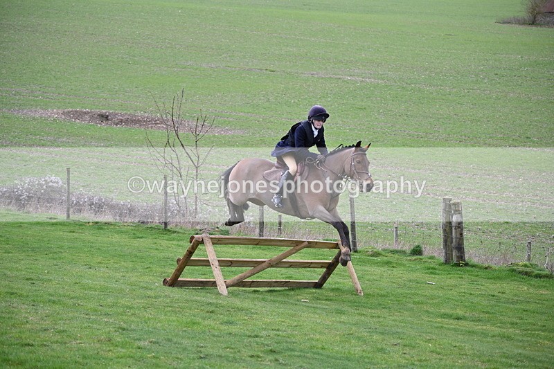 WJ6_9018 - Line Three