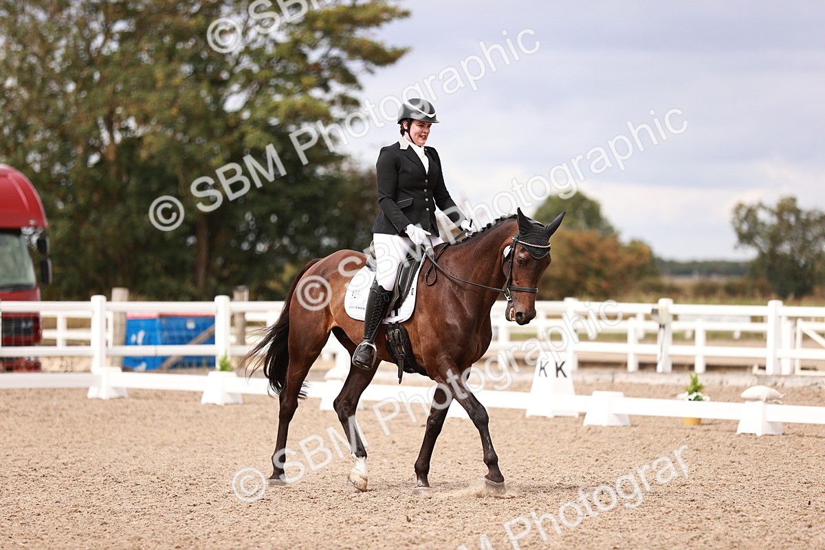 SBM_06260 - Class 37 - Novice 5