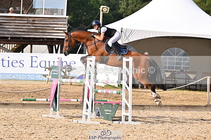 250817A-172425-05212 - Cls 24 Snr Foxhunter