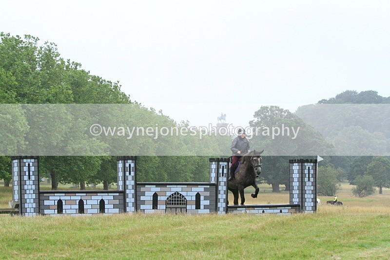 IMF_1510 - Time at Castle Jump 09:18 to 10:15