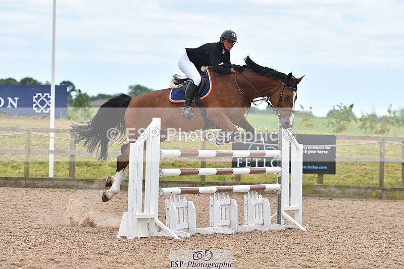 240609A-142647-06160 - Cls 19 Snr Foxhunter and 1.20m Open