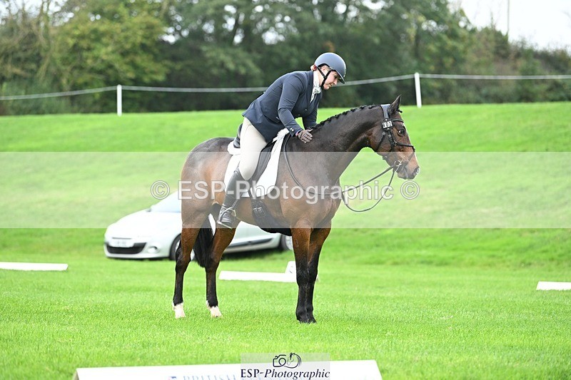 241024-094035-02829 - 402-Ella.Matravers-BALLYMITTY.MAC