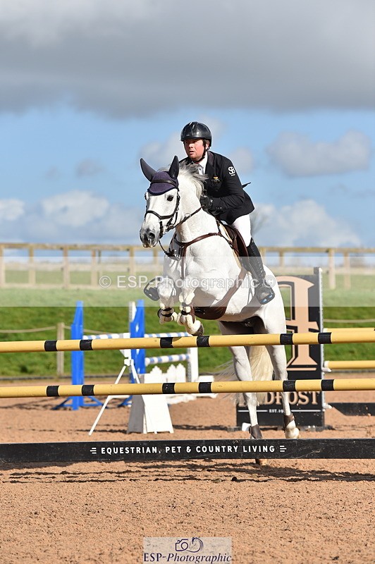 240306A-144546-01718 - Cls 4 Newcomers and 1.10m Open