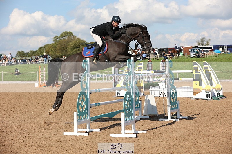 230915A-150156-02878 - Cls 5 National 1.40m