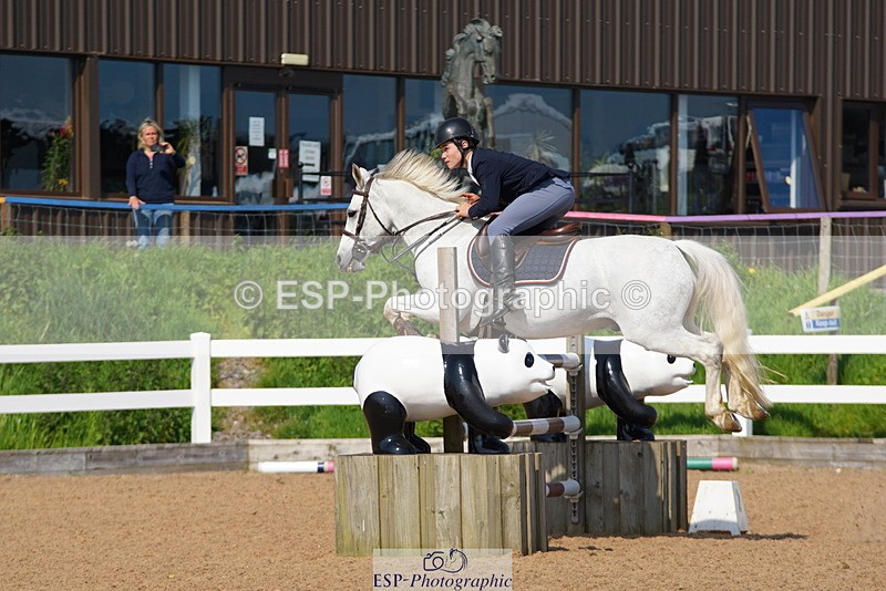 230513A-161442-01896 - Cls 9 148cm Restricted