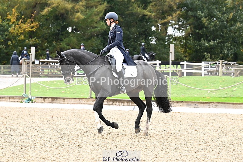 251023A-122406-02228 - B-144-Annabel.Carthy