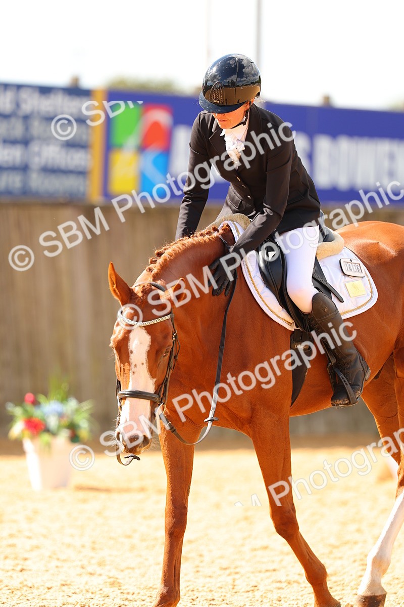 SBM_43840 - D6 - Small Tour Championship - Intro C