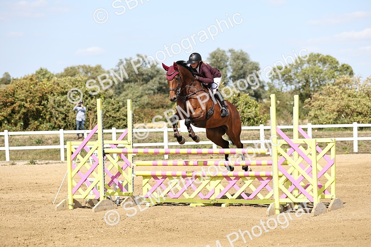 SBM_005199 - Class 6 = Senior Newcomers - 1.10m Open