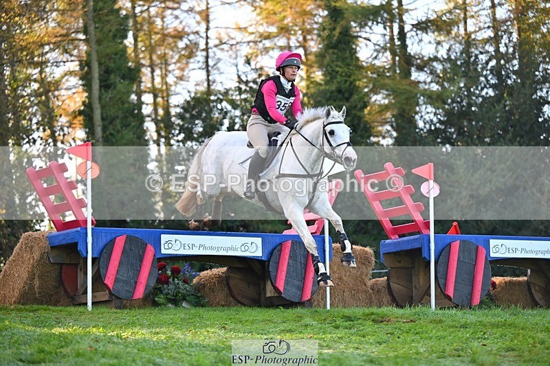 241026-104434-11811 - 356-Demelza.Barnes-GRAGEELAGH.BLUEBELL