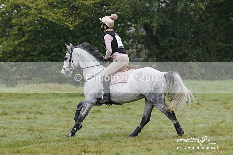 WWHT 171021 0535 - Novice Restricted (0.80m)  17/10/21
