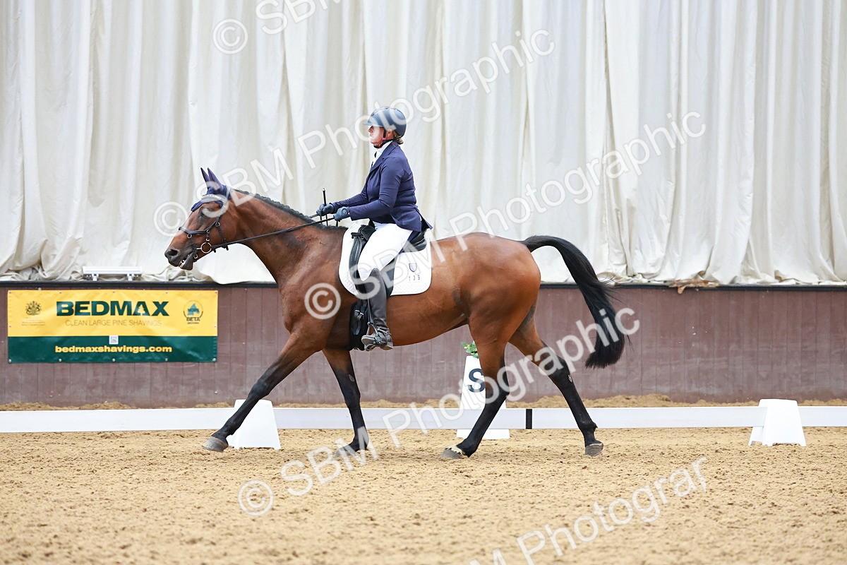 SBM_008908 - Prelim 5 - 8.30-9.47