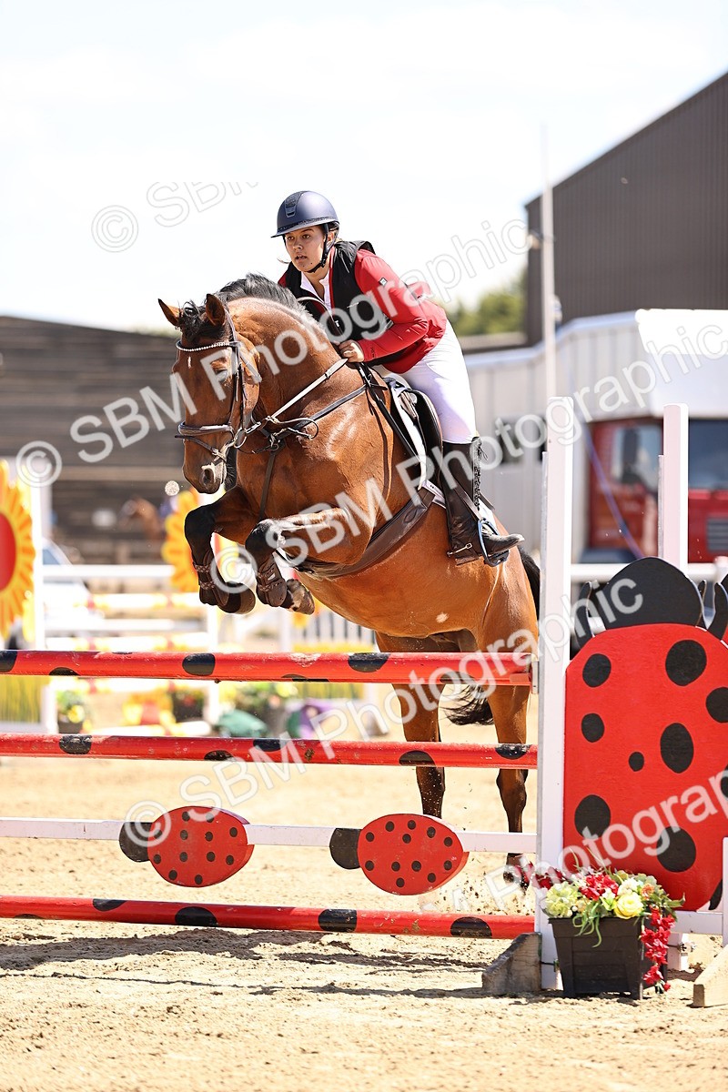 SBM_014543 - Class 15 - Senior Newcomers - 1.10m Open