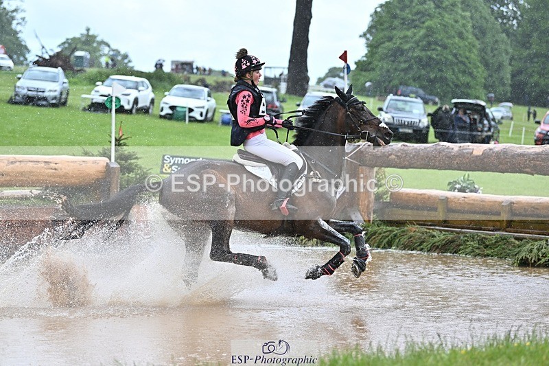 240526-134119-23015 - 539-PURE_TRENDSETTER-Ellie_Fredericks