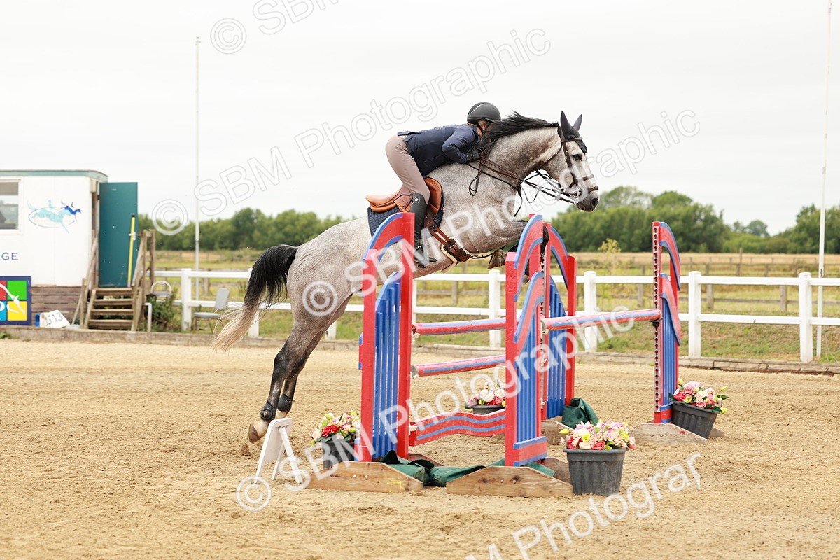 SBM_016616 - Class 20 - Senior Newcomers - 1.10m