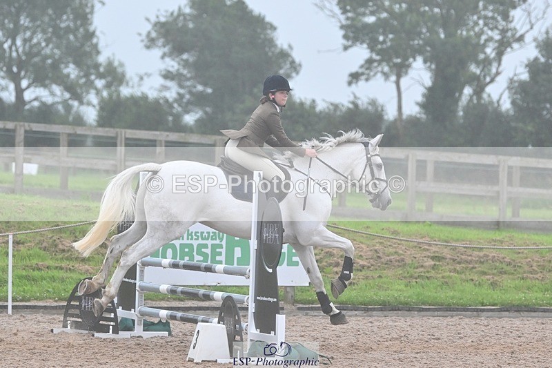 240813-194419-00998 - Classes 7 A&B 90cm