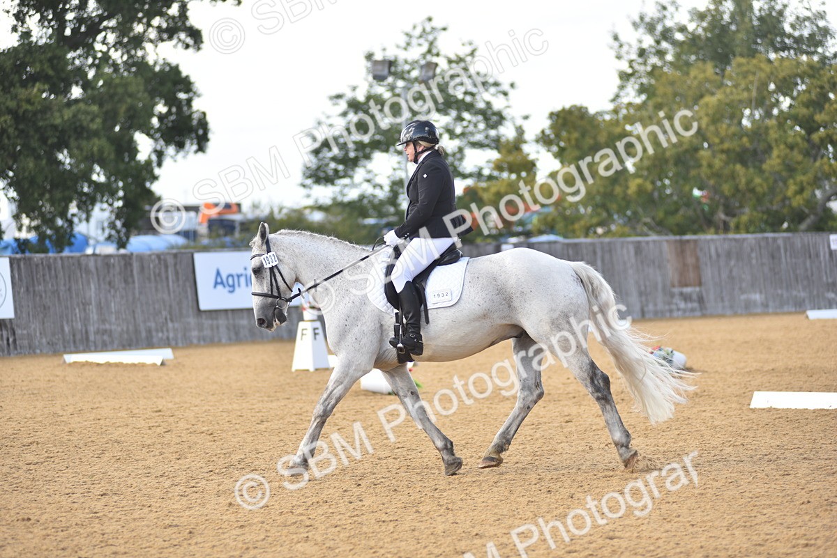 SBM_24330 - D4 - Small Tour Championship Intro 4