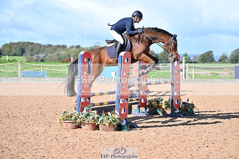 231014A-114602-04477 - Cls 18 Newcomers & 1.10m Open