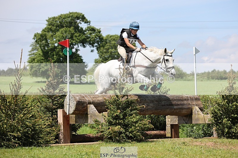 240525-131135-13429 - 112-DISCO_DONUT-Mahony_Knight