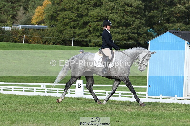 251024A-121704-10146 - D-360-Hannah.Norvill