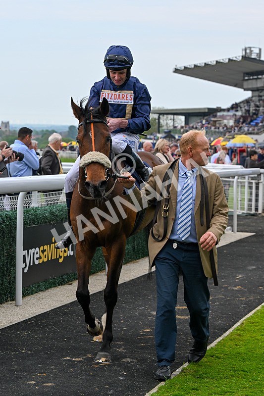 060524-Race 4-Powdering-6631 - Race 4