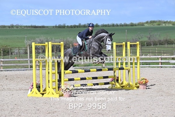 BPP_9958 - CLASS 19 SUN Senior British Novice/ 90cm Open