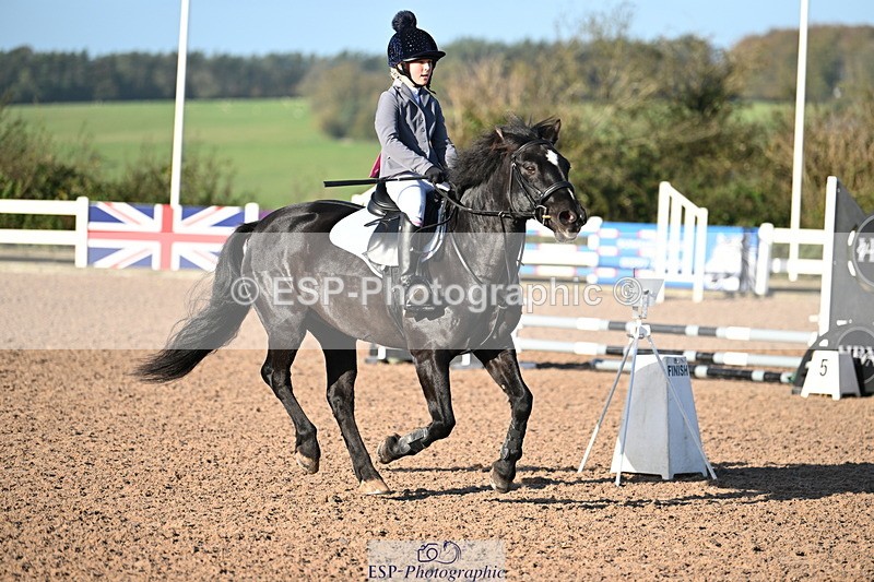 241026A-101301-00077 - SAT Cls 3 Pony Intro 70cm