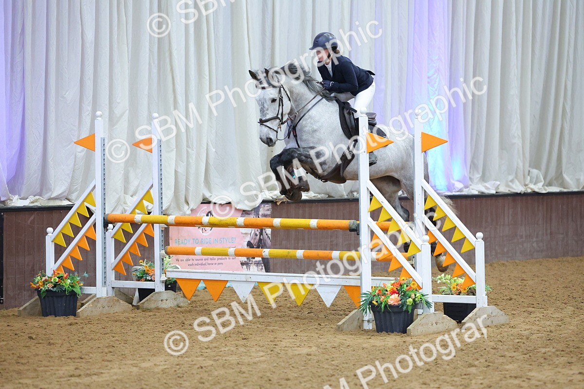 SBM_009994 - Class 21 - Nupafeed Supplements Senior Discovery/ 1m Open - First Round (1.00m)