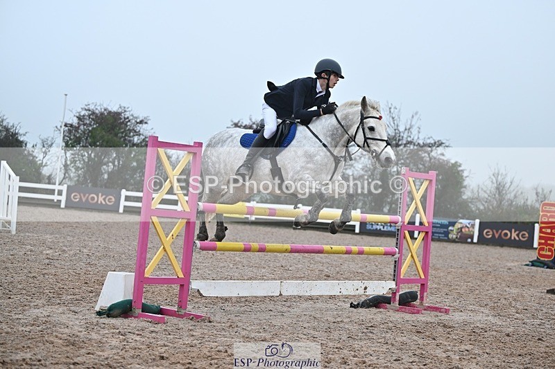 251115-123439-01002 - Cls 10 Pony Foxhunter and 1.10m Open