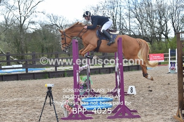 BPP_4025 - CLASS 4 Senior Newcomers/ 1.10m Open