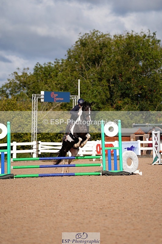 250921-110624-02570 - Cls 21+22 Club and Schools 70cm