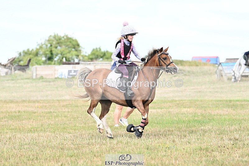 250821B-112412-00297 - Group C - Laraine