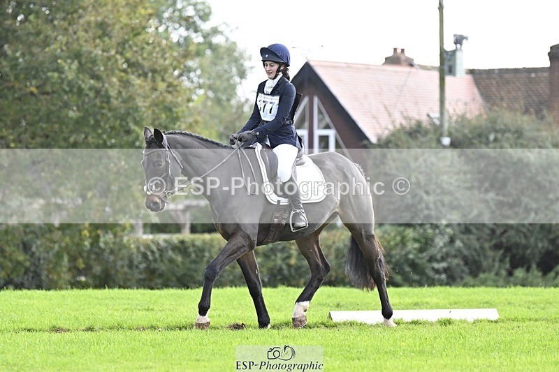 241025-132422-09439 - 377-Bethany.Hull-CARRICK.DIAMOND.OLIVER