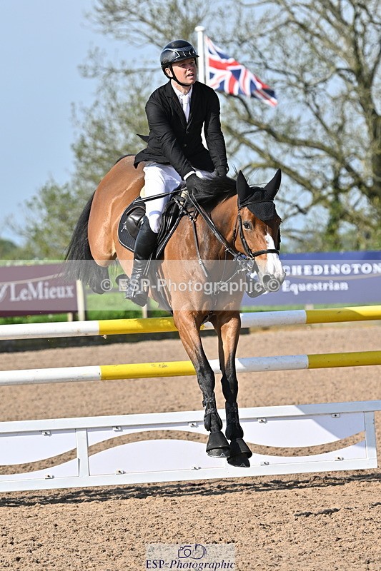 240509A-091326-00485 - Cls 8 Foxhunter