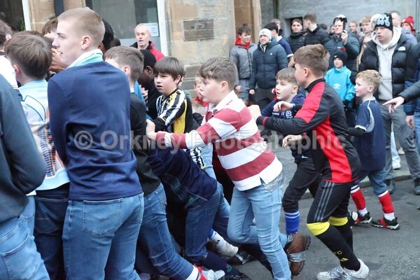 AA075627 - Christmas Boys Ba'