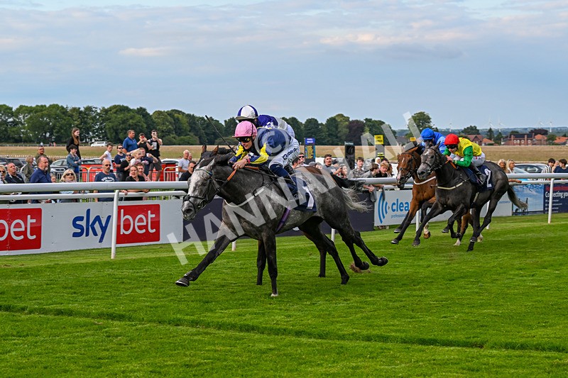 220724-Race 3-Gressington-1551 - Race 3